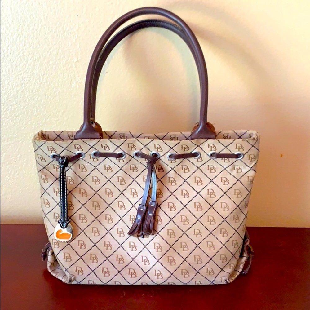 Dooney & Bourke purse